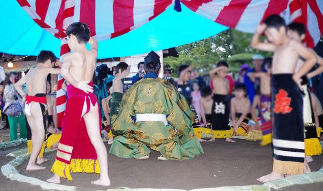 伝統行事「岩槻の古式土俵入り（釣上地区）」を見学に